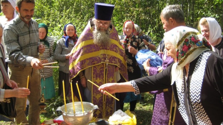 В Заболотье и Дубровке прошли водосвятные молебны
