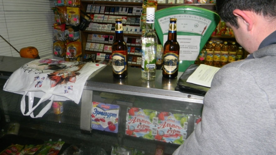 Палатка продавала водку, не имея лицензии