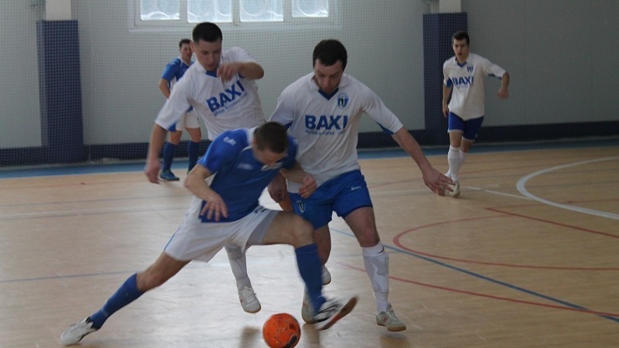 «Водолей» вырвался в лидеры