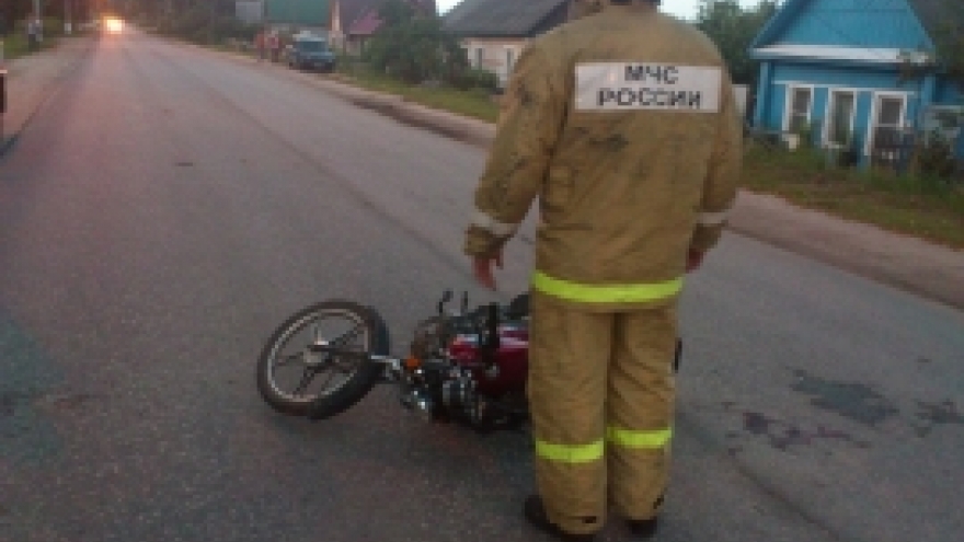 За выходные - пожар и ДТП с мопедом