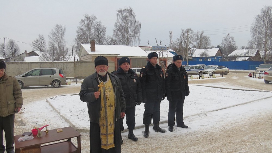 Трое полицейских отправились в командировку в Дагестан